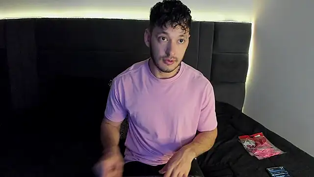 alejandro  2 online show from 10.11.25