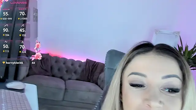 Snapshot of adonawet chatting on 03.02.25 adonawet online show from 03.02.25