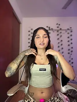 LunaXuan online show from 04.30.26