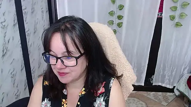 Snapshot of Sonialorens_ chatting on 02.21.25 Sonialorens online show from 02.21.25