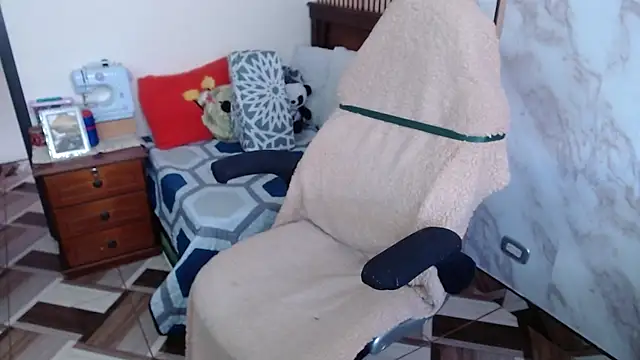 Sonialorens  online show from 02.02.26