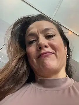 angelitasexy81 online show from 01.31.25