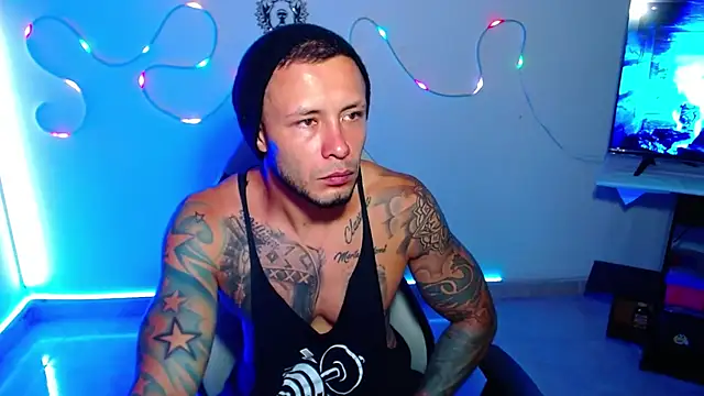 Snapshot of sebastian_horny chatting on 12.02.25 sebastian horny online show from 12.02.25