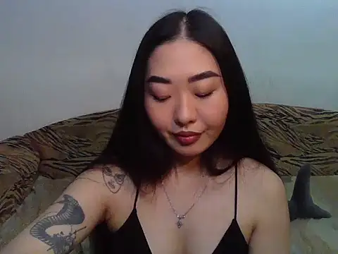 Aleksa Blackdream online show from 12.17.25