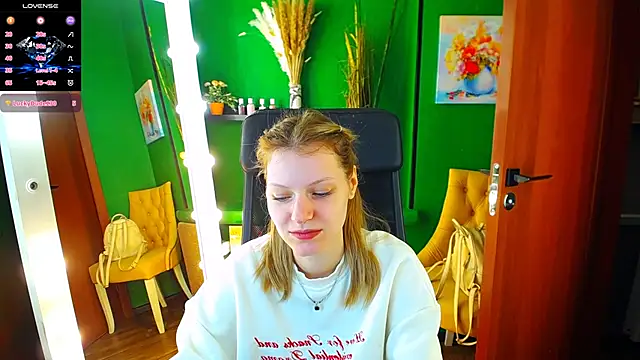 MaryHiggins online show from 03.05.25