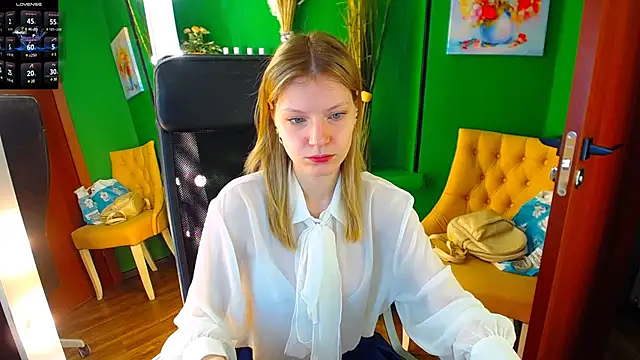 MaryHiggins online show from 03.07.25