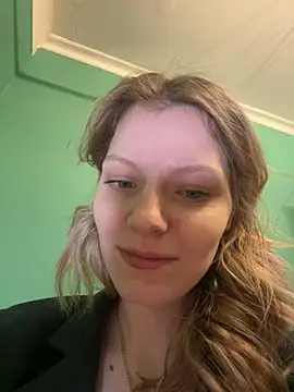 MaryHiggins online show from 03.08.25