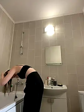 MaryHiggins online show from 10.12.25