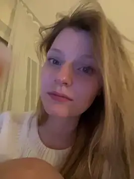 MaryHiggins online show from 10.12.25