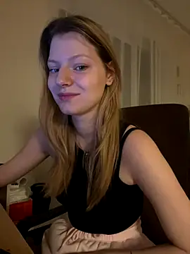 MaryHiggins online show from 11.23.25