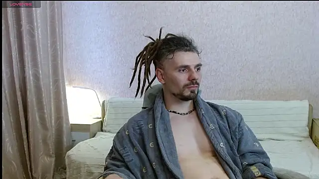 Aestheticguy101 online show from 03.21.26