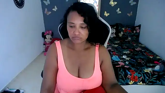 Snapshot of marysol83 chatting on 06.12.26 marysol83 online show from 06.12.26