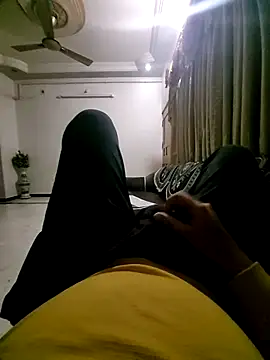 Snapshot of vansh1802 chatting on 01.08.25 vansh1802 online show from 01.08.25