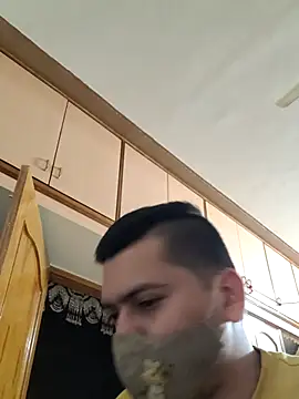 Snapshot of vansh1802 chatting on 02.27.25 vansh1802 online show from 02.27.25