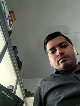 Snapshot of vansh1802 chatting on 04.10.26 vansh1802 online show from 04.10.26