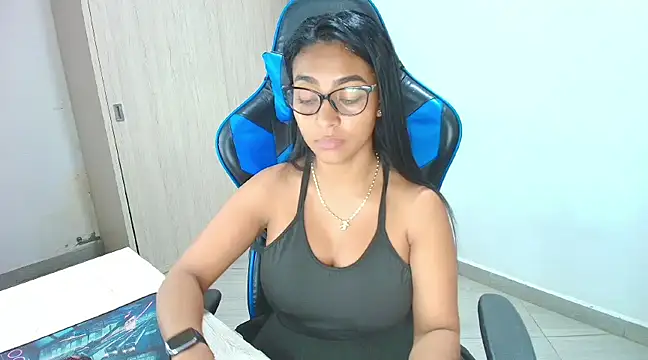 sophiax-x online show from 01.31.25