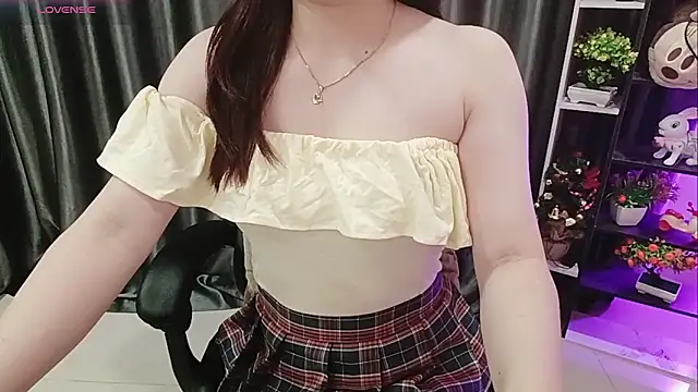 Snapshot of Yuki-yio chatting on 03.24.26 Yuki-yio online show from 03.24.26