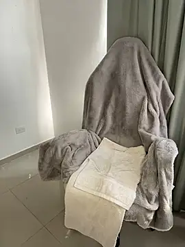 Emma Wish online show from 01.17.25