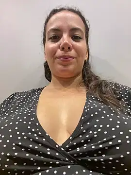 Emma Wish online show from 03.20.25