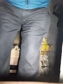 Snapshot of Pitercom chatting on 02.21.25 Pitercom online show from 02.21.25