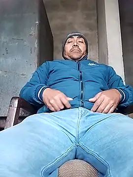 Snapshot of Pitercom chatting on 03.09.25 Pitercom online show from 03.09.25