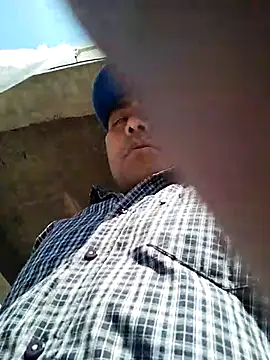 Snapshot of Pitercom chatting on 03.19.25 Pitercom online show from 03.19.25