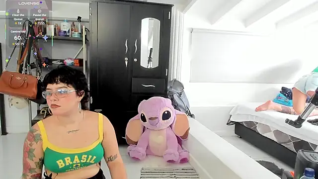 Amy art online show from 04.24.26