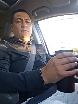 Snapshot of Yedriserna chatting on 10.11.25 Yedriserna online show from 10.11.25