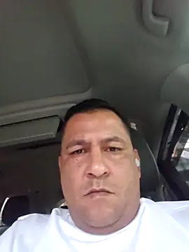 Snapshot of Yedriserna chatting on 10.17.25 Yedriserna online show from 10.17.25