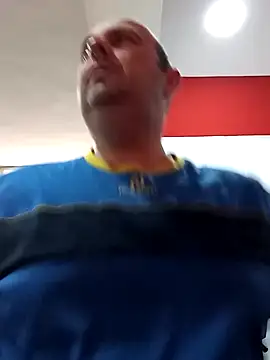 Snapshot of Hot-pico76 chatting on 01.31.25 Hot-pico76 online show from 01.31.25