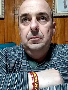 Snapshot of Hot-pico76 chatting on 02.01.25 Hot-pico76 online show from 02.01.25