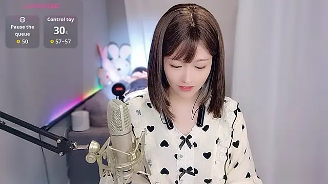 tw lala online show from 11.18.25