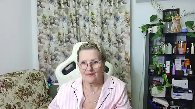 Selenna57 online show from 03.15.25