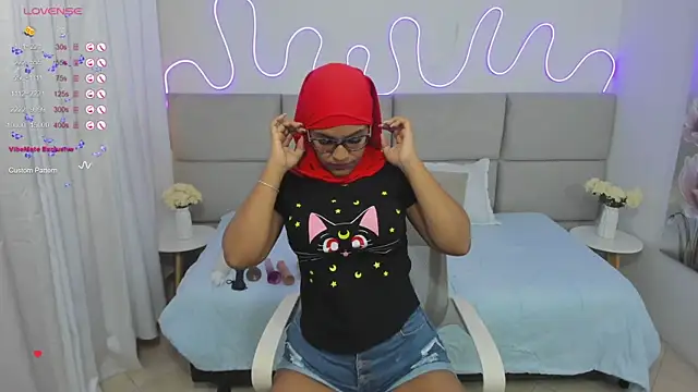 nashiira  online show from 02.06.25