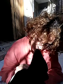 Snapshot of EmmaMelissa0521 chatting on 01.19.25 EmmaMelissa0521 online show from 01.19.25