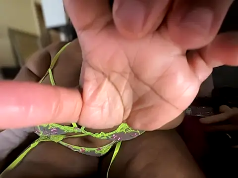 Snapshot of EbonyGoddessKira chatting on 11.07.25 EbonyGoddessKira online show from 11.07.25