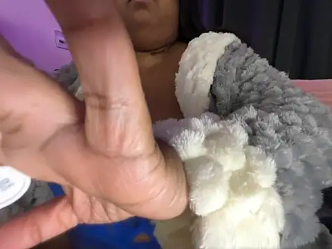 Snapshot of EbonyGoddessKira chatting on 11.24.25 EbonyGoddessKira online show from 11.24.25