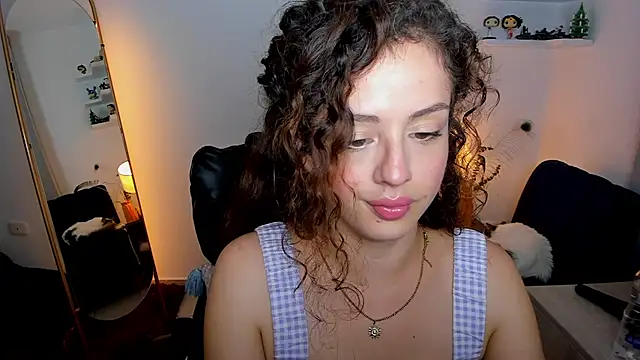 Cassandra Caiin online show from 03.17.26