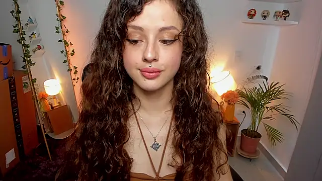 Snapshot of Cassandra_Caiin chatting on 06.05.26 Cassandra Caiin online show from 06.05.26