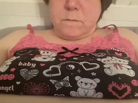 ParisNova online show from 12.25.24