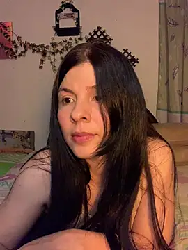 Estefani 32 online show from 03.30.26