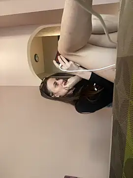 Snapshot of Flossy_Vettie chatting on 05.16.26 Flossy Vettie online show from 05.16.26