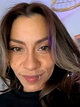 SamyJones9 online show from 09.30.25