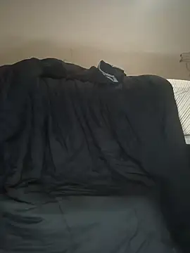 Snapshot of biggreen850 chatting on 11.19.25 biggreen850 online show from 11.19.25