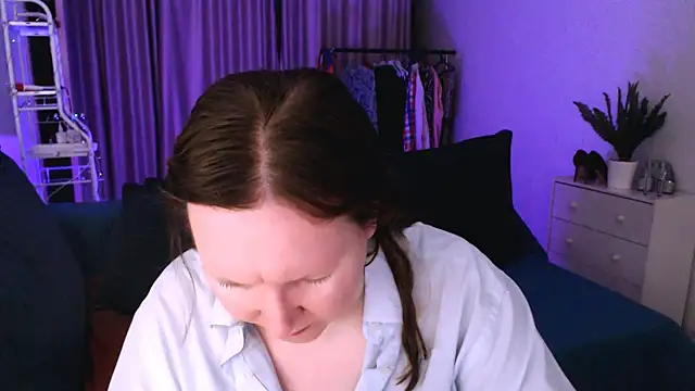 GoddessLara online show from 02.05.25