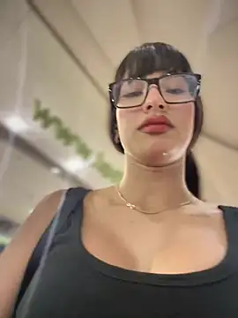 DulceLenns online show from 03.20.25