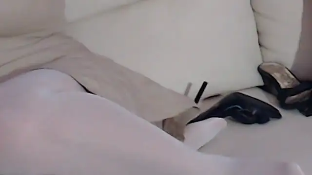 Snapshot of TightAssMom chatting on 03.09.25 TightAssMom online show from 03.09.25