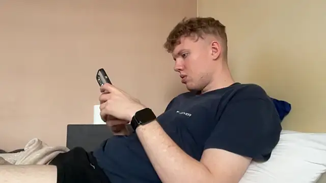 sexybooii6968 online show from 10.10.25