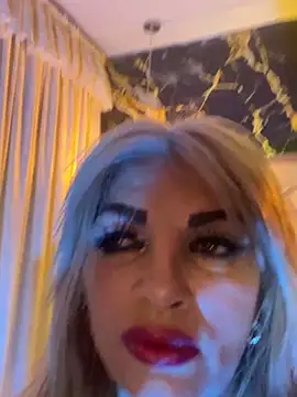 Snapshot of scarlett_sexx69 chatting on 02.17.26 scarlett sexx69 online show from 02.17.26