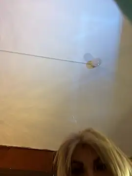 Snapshot of scarlett_sexx69 chatting on 02.20.26 scarlett sexx69 online show from 02.20.26